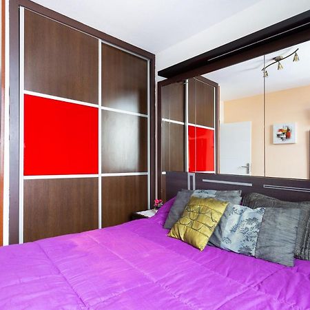 Apartamento En Primera Linea De Playa Con Aire Acondicionado Арона Экстерьер фото