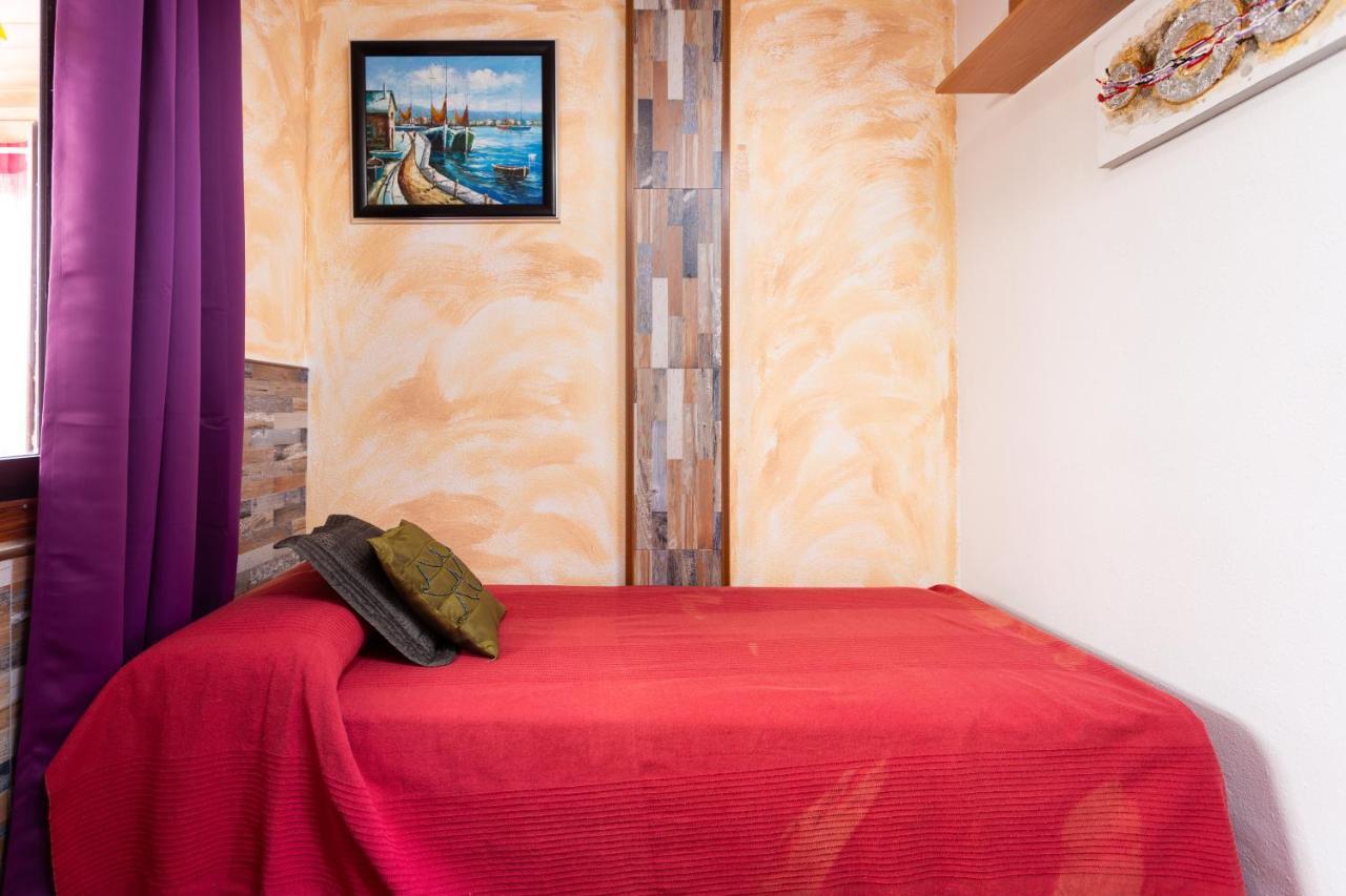 Apartamento En Primera Linea De Playa Con Aire Acondicionado Арона Экстерьер фото